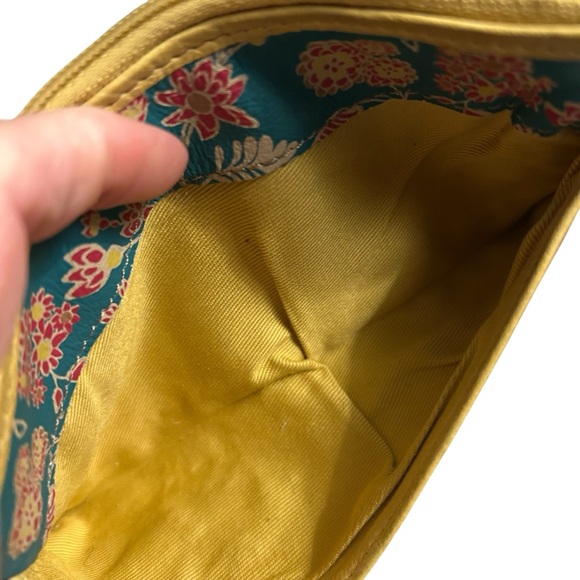 Fossil | Bags | Fossil Leather Bill Fold Wallet - Picture 6 of 12